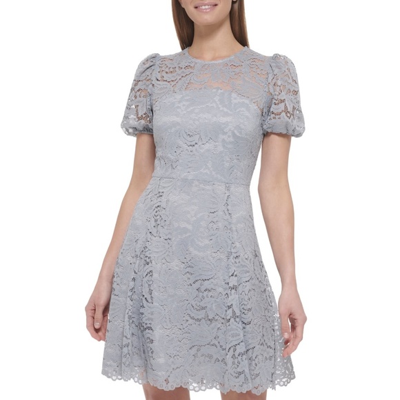 NWT Vince Camuto Lace Short Puff Sleeve Fit-And-Flare Dress in Gray - Picture 3 of 4